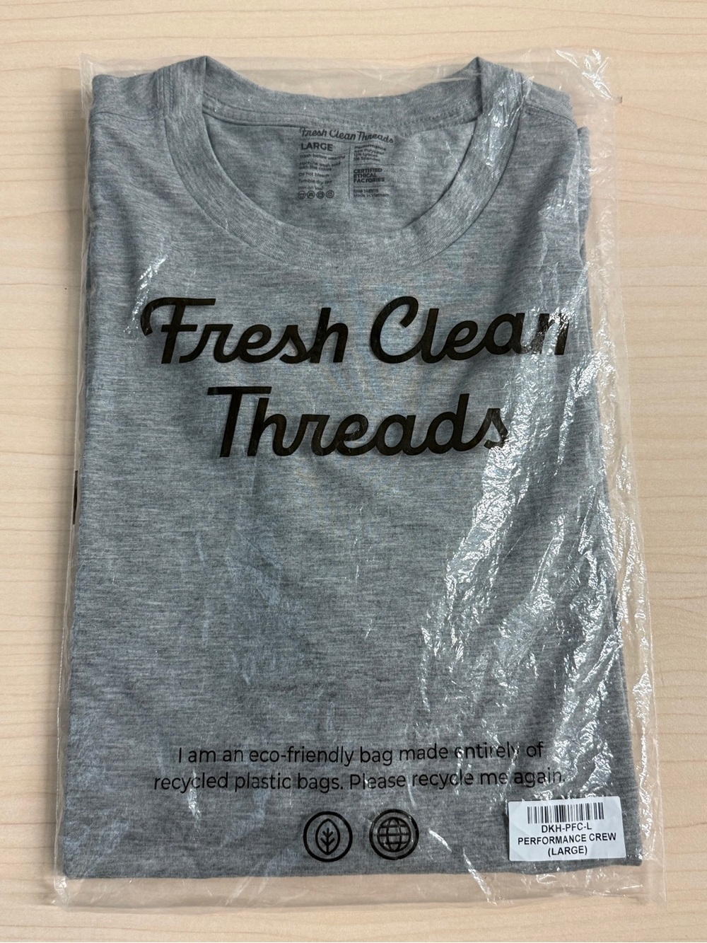NWT Fresh Clean Threads Men's Gray Performance Crew T-Shirt, Large
